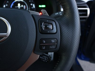 صورة 38 لـ 2019 Lexus RC