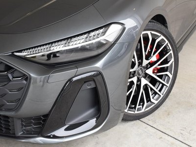 2025 AUDI S5 AVANT photo 4
