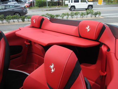 2026 Ferrari ROMA SPIDER 缩略图 31