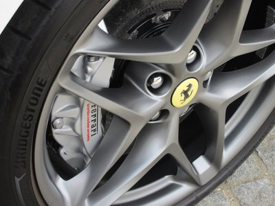 صورة 12 لـ 2026 Ferrari ROMA SPIDER