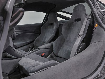صورة 30 لـ 2019 Mclaren 720S