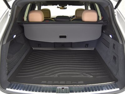 2024 Porsche CAYENNE thumbnail 19