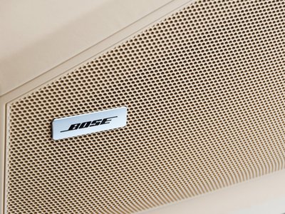 2024 Porsche CAYENNE thumbnail 17