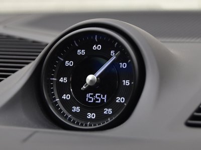 2024 Porsche CAYENNE thumbnail 15
