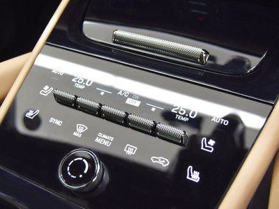 2024 Porsche CAYENNE thumbnail 16
