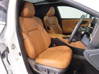 صورة 26 لـ 2024 Toyota CROWN SPORT