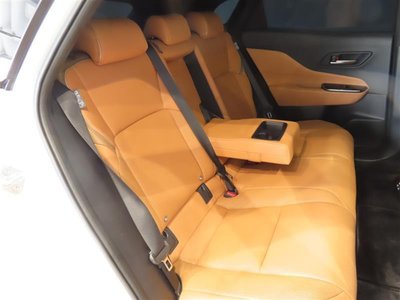 صورة 27 لـ 2024 Toyota CROWN SPORT