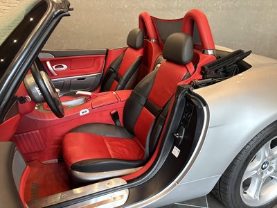 صورة 45 لـ 2000 BMW Z8