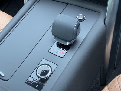 2024 LAND Rover DISCOVERY thumbnail 19