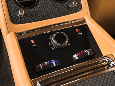 صورة 28 لـ 2025 ROLLS-ROYCE SPECTRE