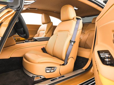 صورة 12 لـ 2025 ROLLS-ROYCE SPECTRE