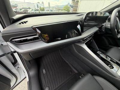 2025 AUDI Q5 photo 9