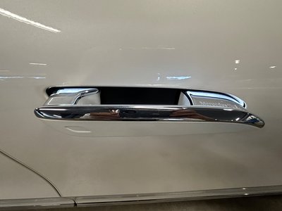2023 Mercedes-BENZ EQS thumbnail 57
