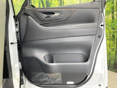صورة 29 لـ 2024 Toyota ALPHARD