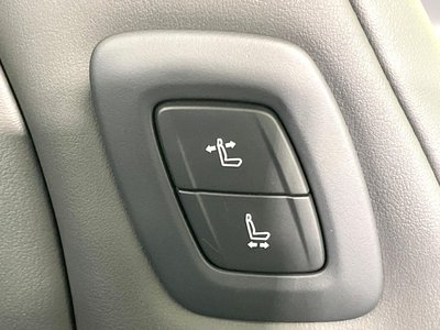 صورة 60 لـ 2024 Toyota ALPHARD
