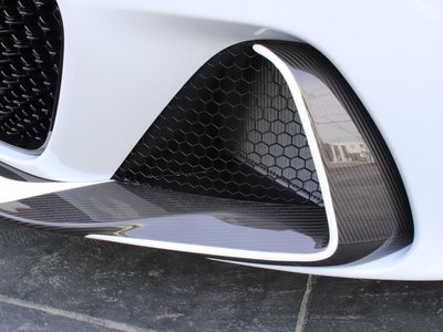 صورة 16 لـ 2024 Aston Martin DBS SUPERLEGGERA VOLANTE