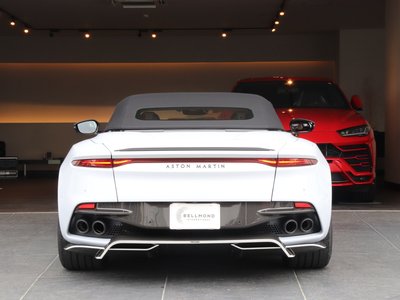 صورة 34 لـ 2024 Aston Martin DBS SUPERLEGGERA VOLANTE