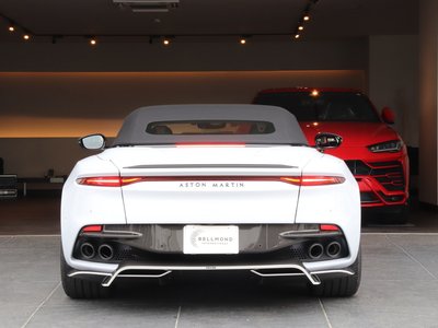 صورة 35 لـ 2024 Aston Martin DBS SUPERLEGGERA VOLANTE