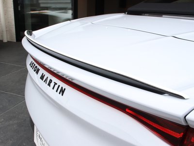 صورة 25 لـ 2024 Aston Martin DBS SUPERLEGGERA VOLANTE