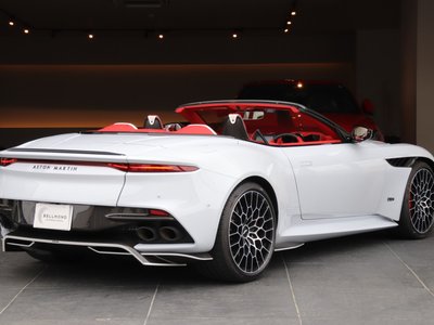 صورة 7 لـ 2024 Aston Martin DBS SUPERLEGGERA VOLANTE