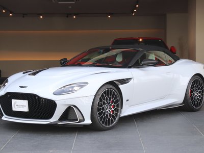 صورة 4 لـ 2024 Aston Martin DBS SUPERLEGGERA VOLANTE