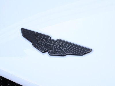 صورة 17 لـ 2024 Aston Martin DBS SUPERLEGGERA VOLANTE
