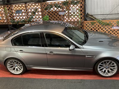 2009 BMW M3 SEDAN 照片 12