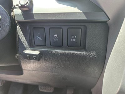 2014 Toyota TUNDRA thumbnail 41