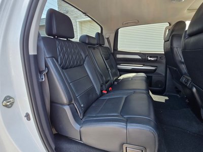 2014 Toyota TUNDRA thumbnail 22