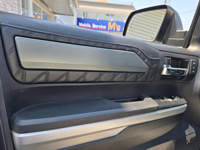 2014 Toyota TUNDRA thumbnail 31