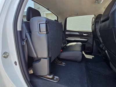 2014 Toyota TUNDRA thumbnail 25
