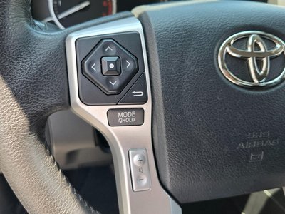 2014 Toyota TUNDRA thumbnail 34