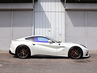 2014 Ferrari F12 BERLINETTA 缩略图 4