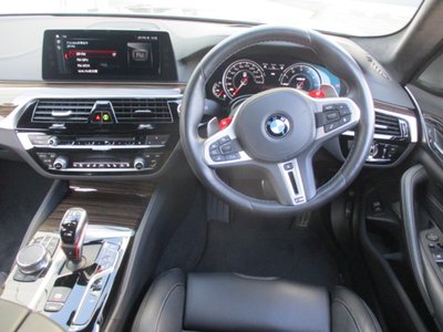 صورة مصغرة 35 لـ 2019 BMW M5