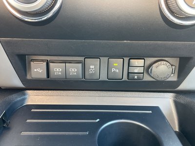 2021 Toyota TUNDRA thumbnail 19