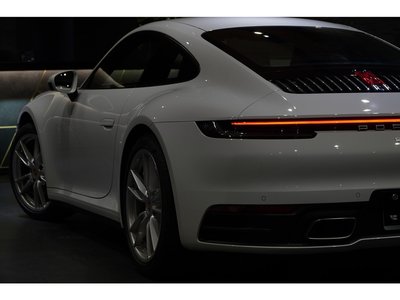 2020 Porsche 911 thumbnail 25