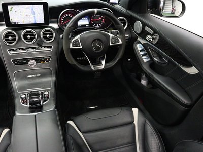صورة 26 لـ 2015 Mercedes-BENZ C-CLASS AMG