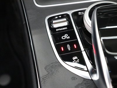 صورة 45 لـ 2015 Mercedes-BENZ C-CLASS AMG