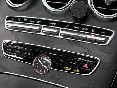 صورة 44 لـ 2015 Mercedes-BENZ C-CLASS AMG