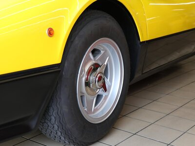 1980 Ferrari 512 BB — миниатюра 12