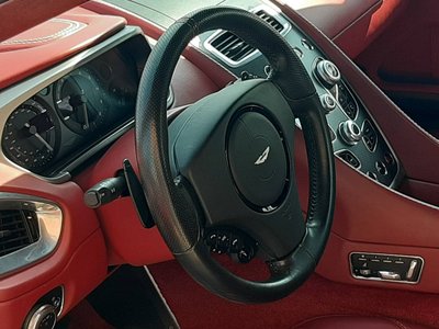 2013 Aston Martin VANQUISH — фото 11