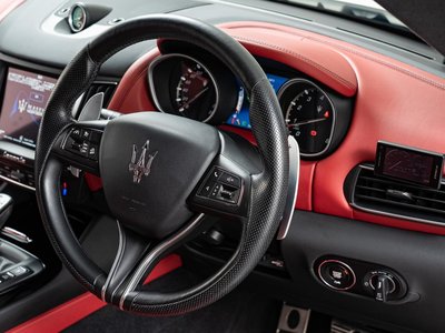 2019 Maserati LEVANTE — миниатюра 11