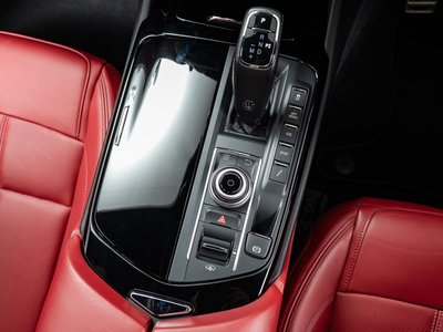 2019 Maserati LEVANTE — миниатюра 44