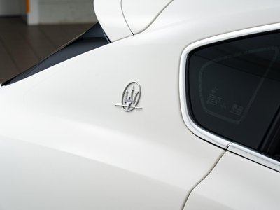 2019 Maserati LEVANTE — миниатюра 21