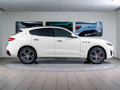 2019 Maserati LEVANTE — миниатюра 15