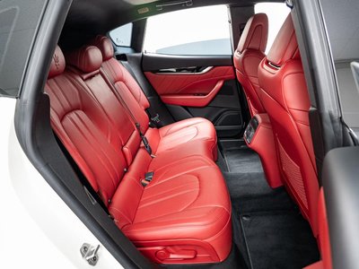 2019 Maserati LEVANTE — миниатюра 9