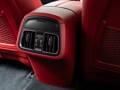 2019 Maserati LEVANTE — миниатюра 39
