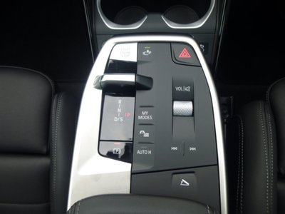 2025 BMW X1 thumbnail 37
