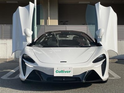 صورة 34 لـ 2023 Mclaren ARTURA