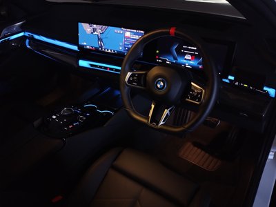 2025 BMW I5 TOURING — фото 24